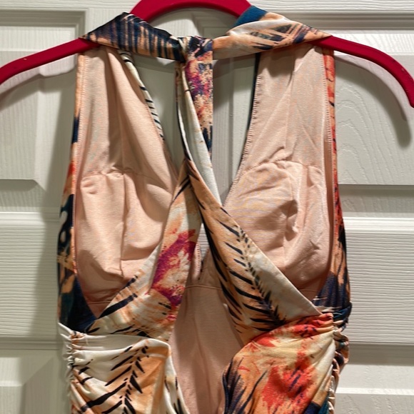 Guess Tropical Ruched Halter Top XS - Picture 8 of 10